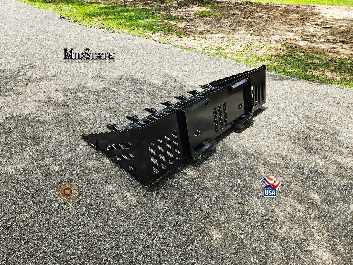 MidState 84" Toothed Rock Bucket