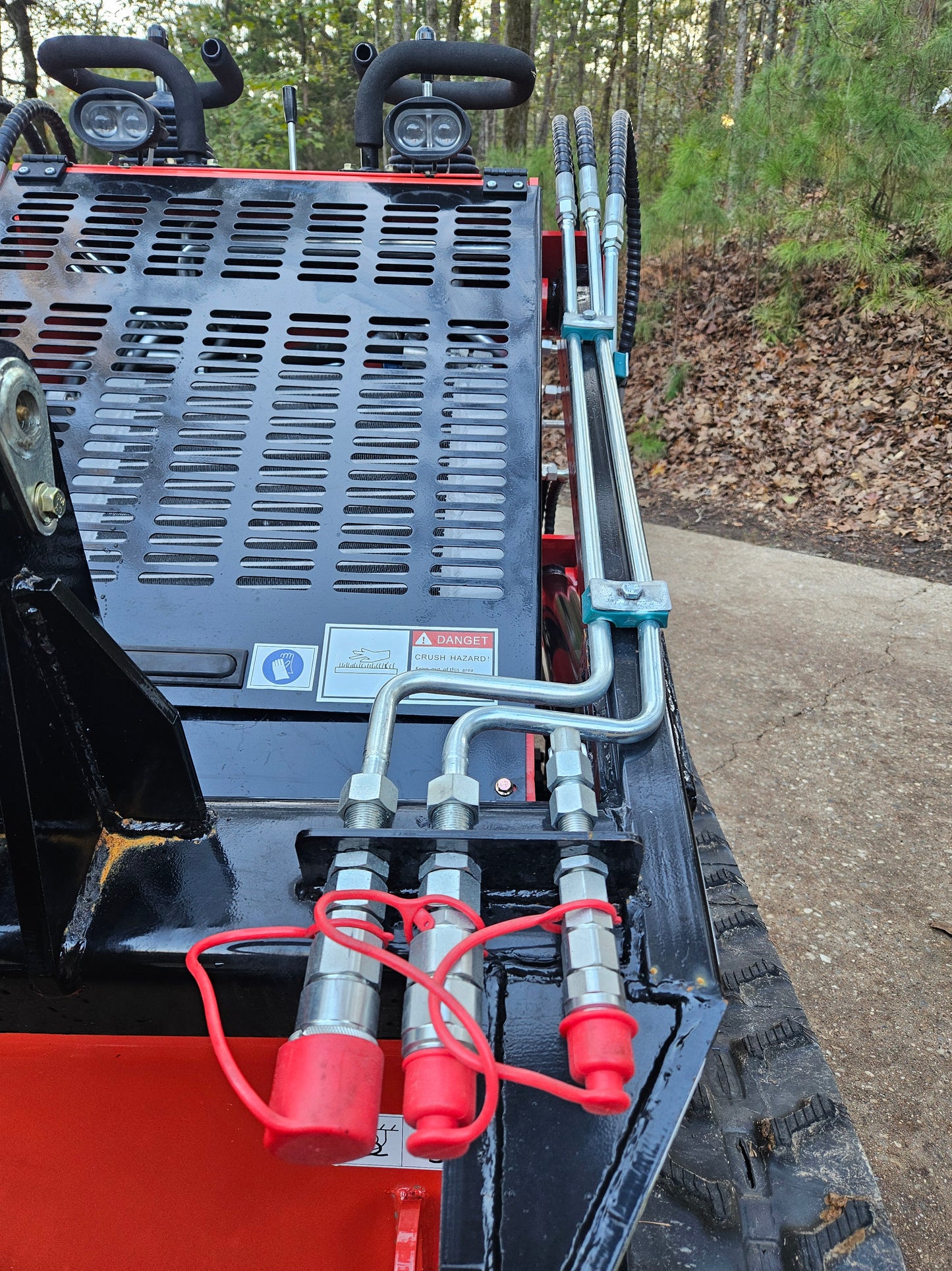 AGT LRT 23 Mini Skid Steer