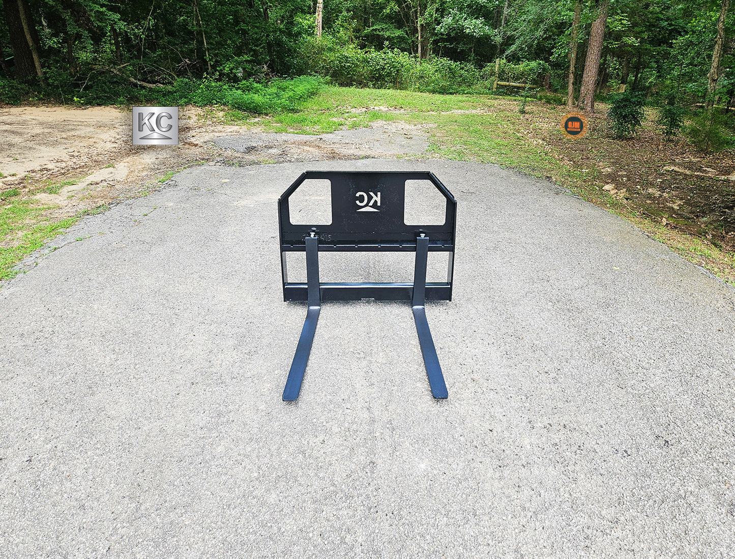 KC 42" 2200lb Capacity Q/A Pallet Forks